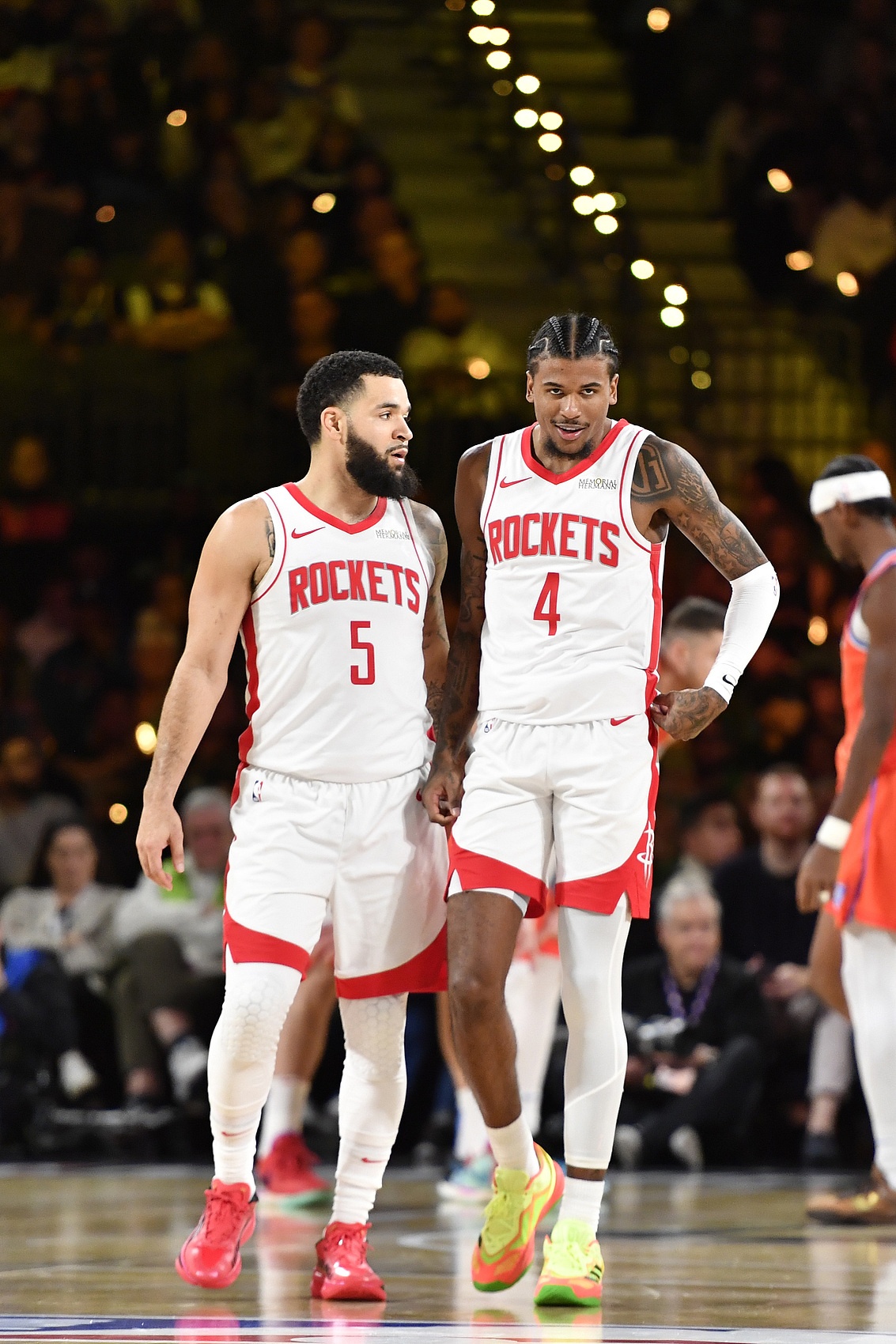 九游体育官网-NBA常规赛赛程吃紧，休斯敦火箭关键时刻远射贴柱，底气十足，团队化学反应显著的简单介绍